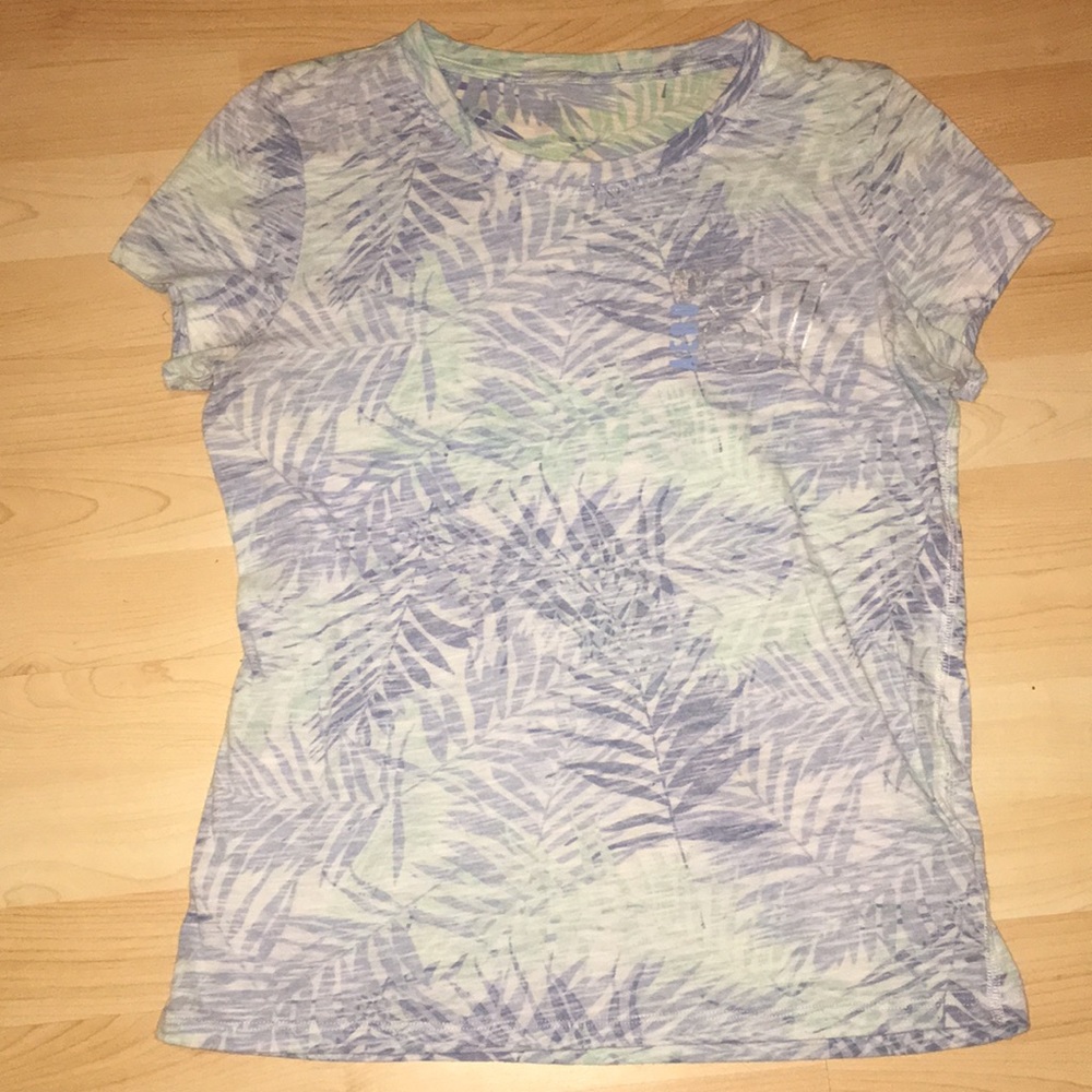 Aeropostale “inside out” Palm Print T-shirt